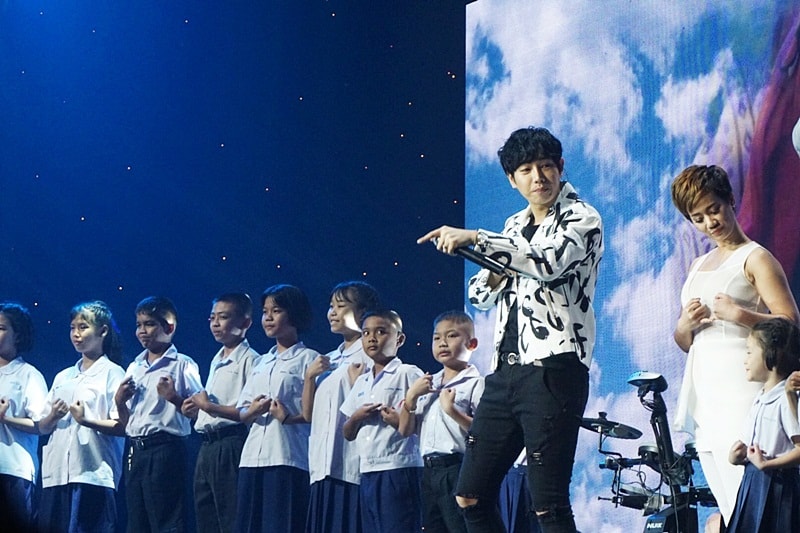  The Blue Carpet Show for UNICEF 
