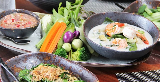 chalong bay Three Monkeys Restaurant