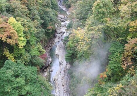 โอยาสุเกียวออนเซ็น (Oyasukyo Onsen) จังหวัดอาคิตะ