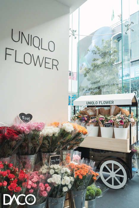 UNIQLO FLOWER จากการร่วมมือกับร้านดอกไม้ Bangkok Flower