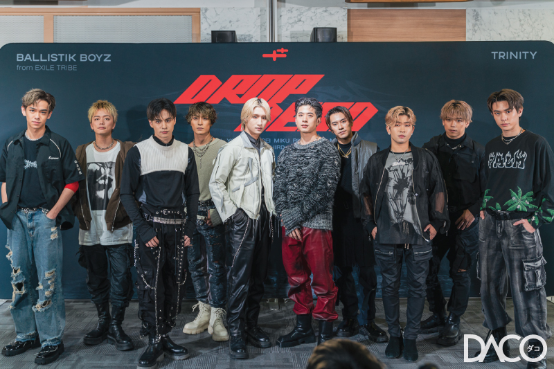 BALLISTIK BOYZ และ TRINITY กับ "Drop Dead" เพลงสุดเดือด ภาพลักษณ์สุดเท่ และการเต้นอันทรงพลัง