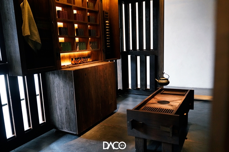Aesop Thonglor Signature Store
