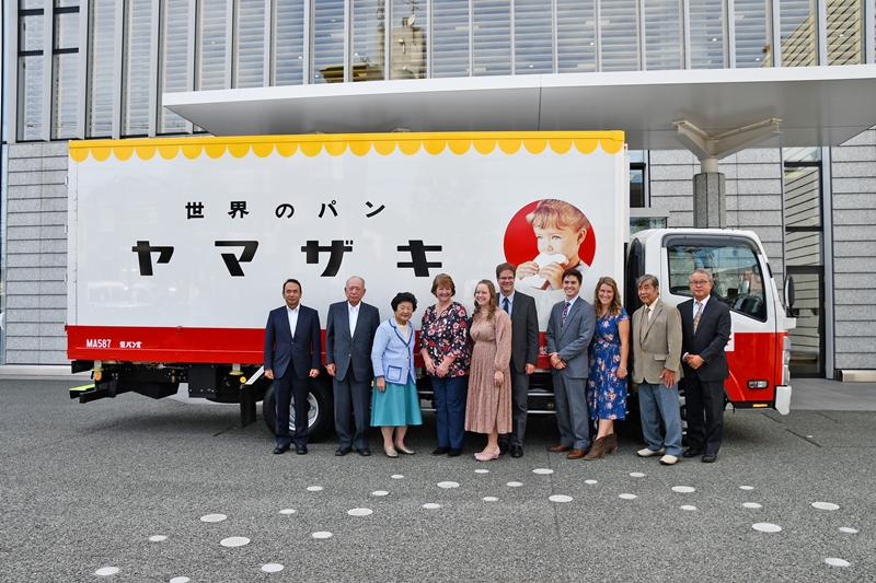 คนนี้นี่เอง! เด็กผู้หญิงแสนน่ารักบนซองขนมปัง Yamazaki