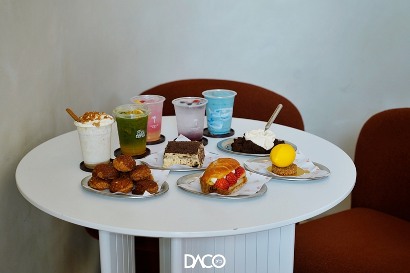 Casa Tropika บ้านริมทะเลที่เสิร์ฟความทรอปิคอลผ่านอาหารและบรรยากาศ