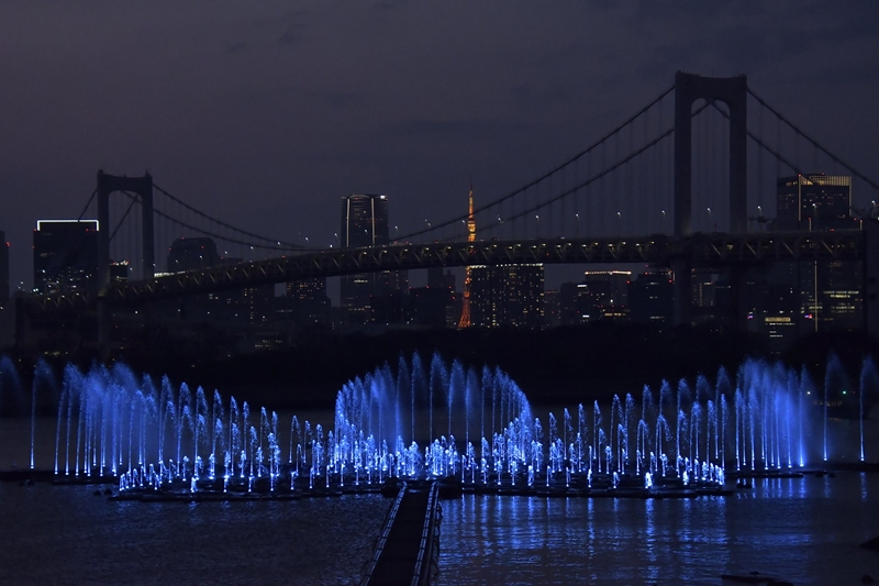 Tokyo Aqua Symphony แลนด์มาร์กใหม่โอไดบะ! ชมโชว์น้ำพุยักษ์สุดอลังการริมอ่าวโตเกียว