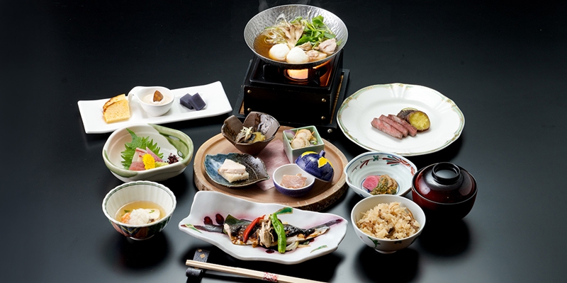 Towada Hotel โรงแรมไม้สุดคลาสสิกอายุกว่า 80 ปี ริมทะเลสาบโทวาดะ